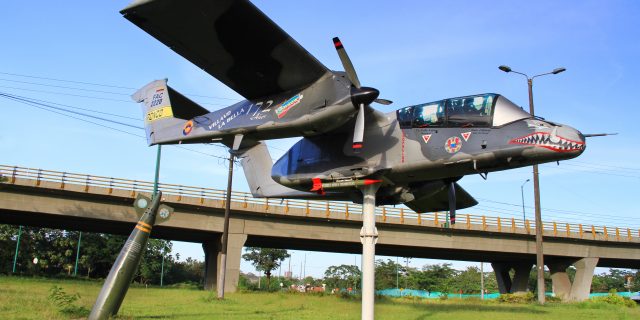 Monumento del Avion – Aniversario de Villavicencio